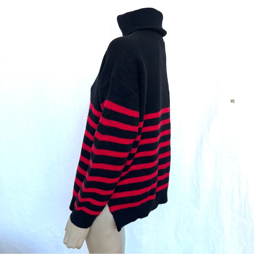 Women’s Loose High Neck Striped Drop Shoulder Knit Turtleneck Sweater - Picture 7 of 12